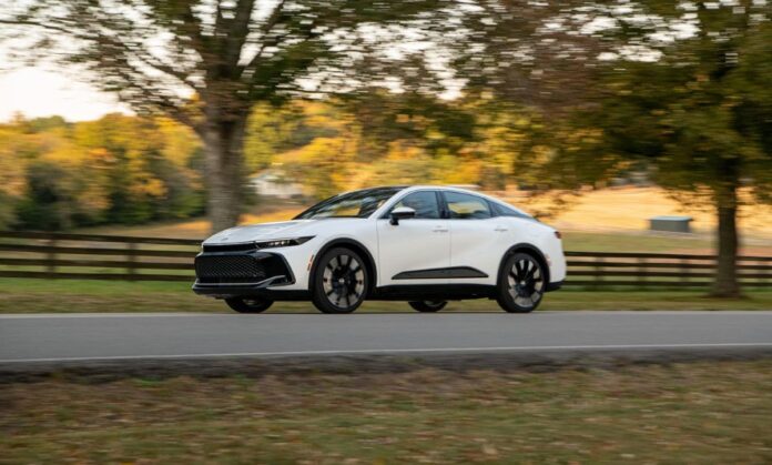 Prueba de manejo: Toyota Crown&nbsp;2023